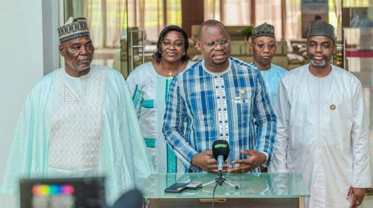 assimi-goita-ministre-justice-aes-kassogue-mahamoudou-1024x655-1-1024x570