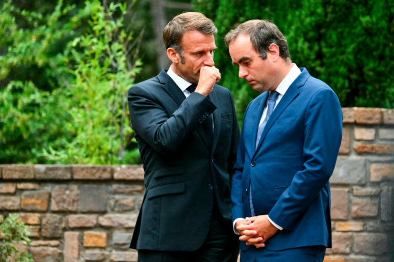 1780220-emmanuel-macron-et-sebastien-lecornu-le-18-aout-2024