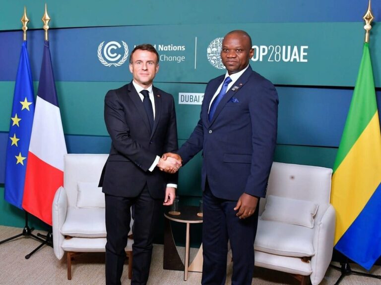 jad20240301-pol-oligui-macron-dubai-2-1