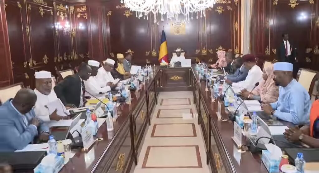 Screenshot_20251205-024513